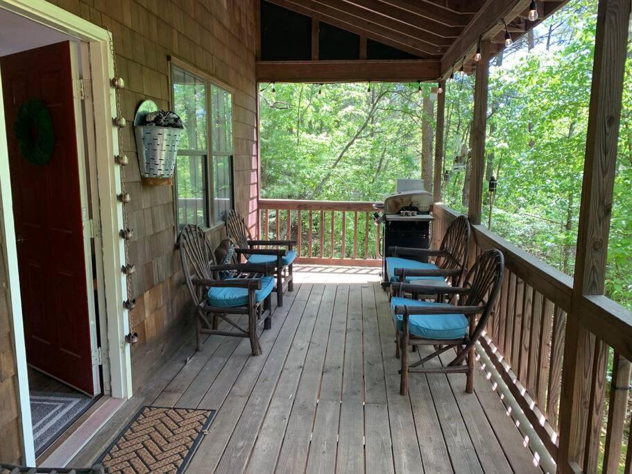 Cabin Fever On Cartecay River Ellijay Bagian luar foto